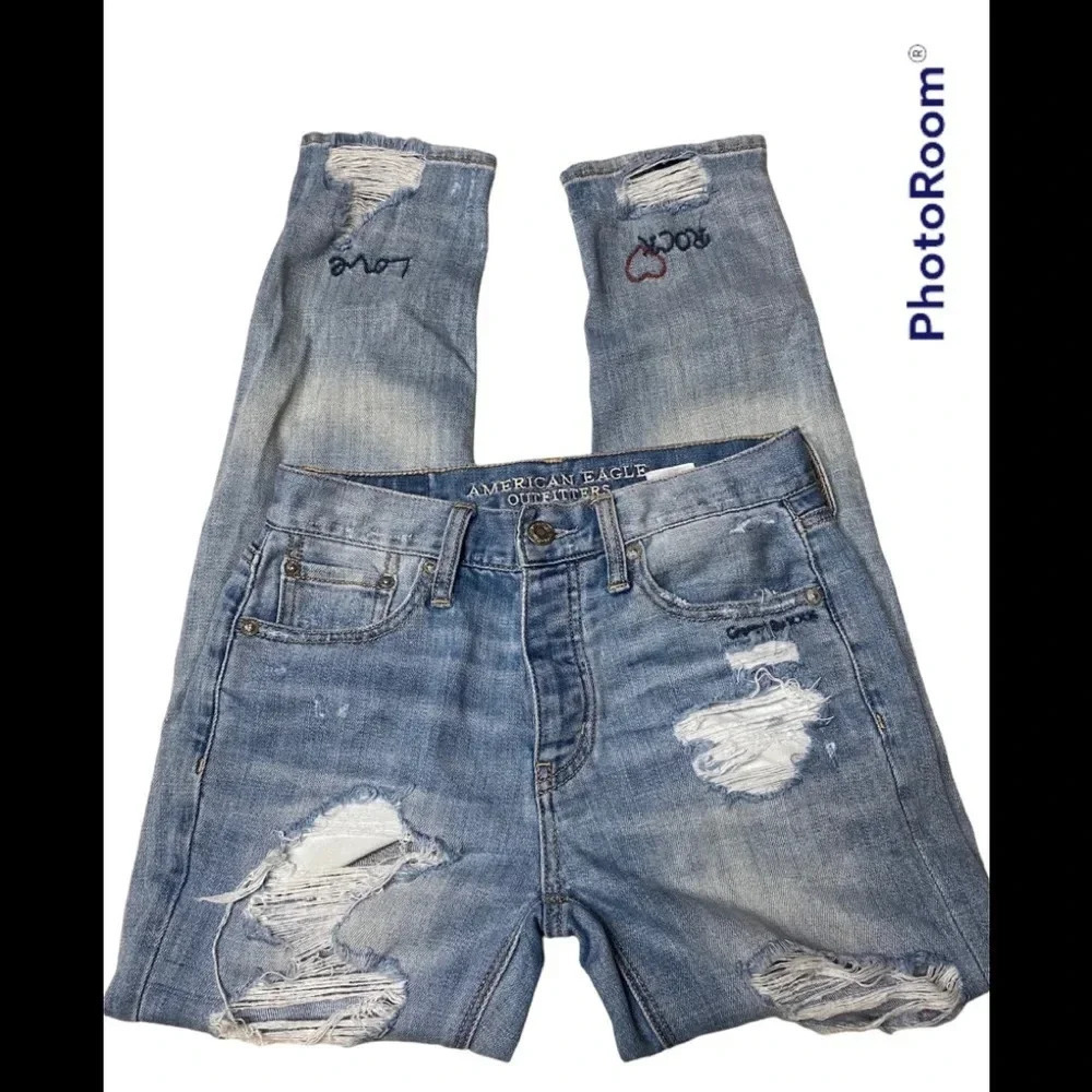 American Eagle Outfitters Vintage Hi Rise Distressed Embroidered Jean Sz 00 S